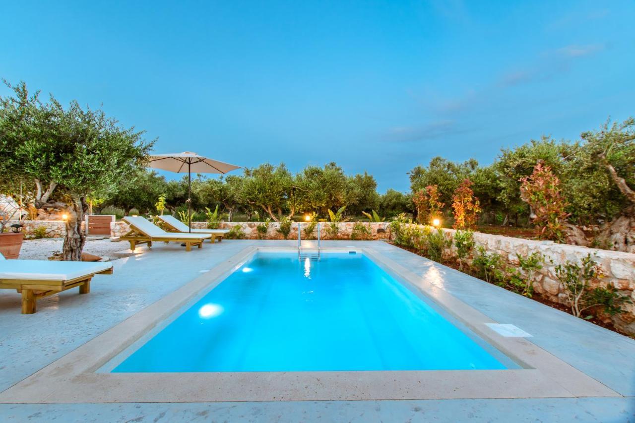 Villa Elaionas Sternai Екстер'єр фото